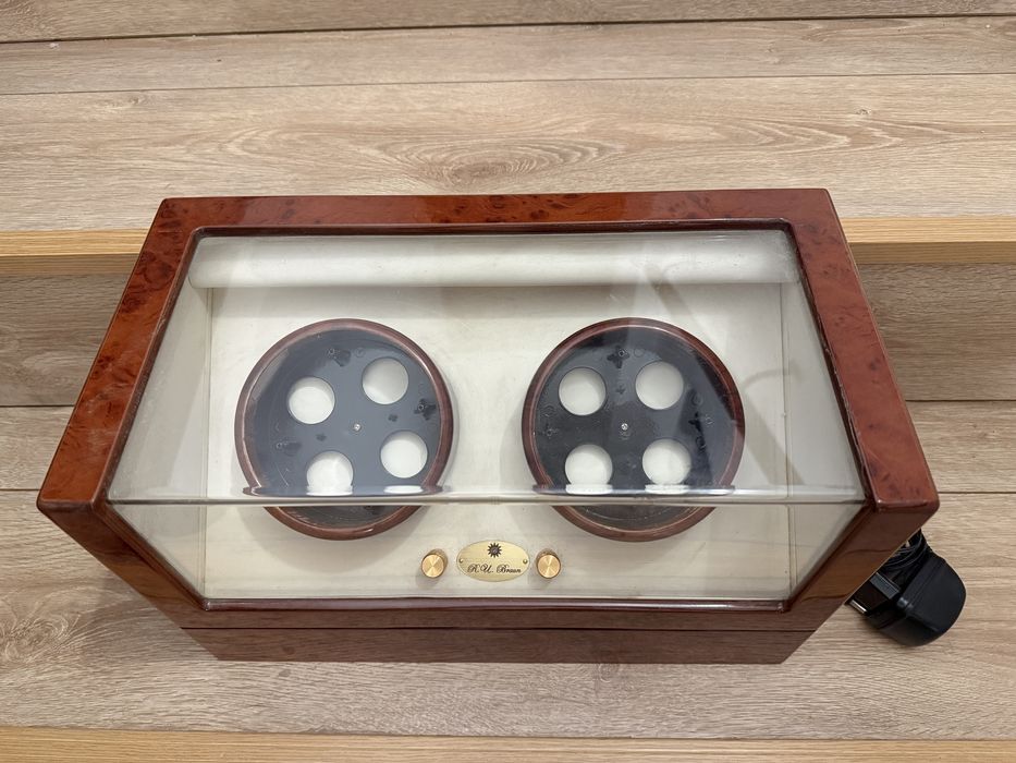 Watch Winder R.U. Braun – Cutie întors ceasuri automate (Lemn Lăcuit)