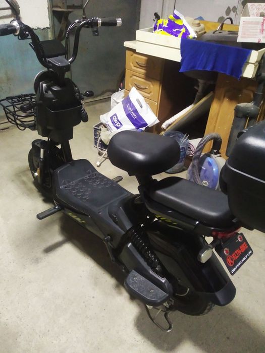 Скутер в идеальном состояние