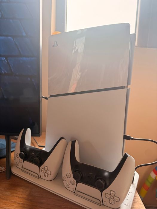 Ps 5 slim 1TB d-chassis