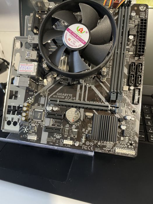 клмплект Gigabyte H310m s2