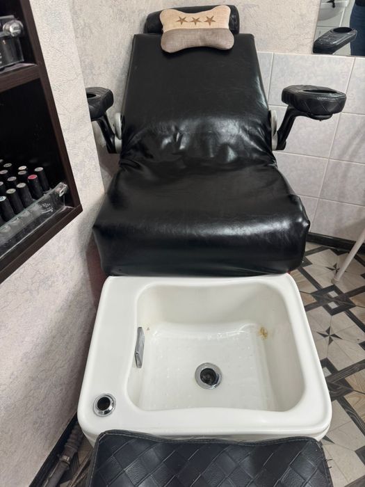 Продам педикюрное кресло