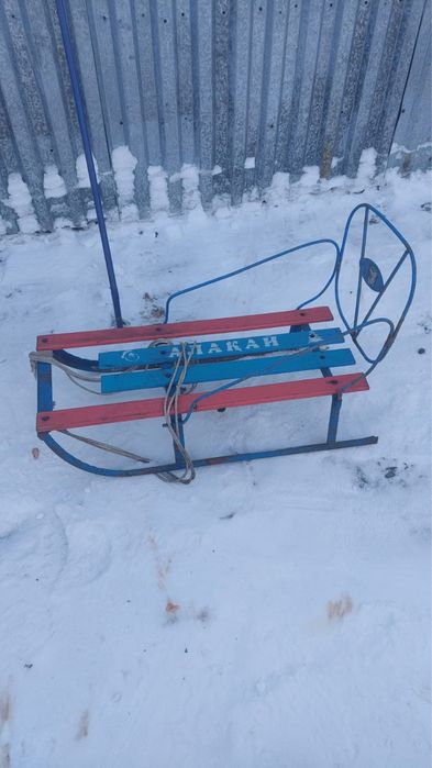 Продаю санки в нормальном состоянии