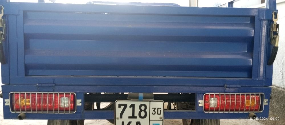 Motosikl 
Yili 2023
Rangi toza keraska yoq
Yurgani 842km
Viloyat Sama