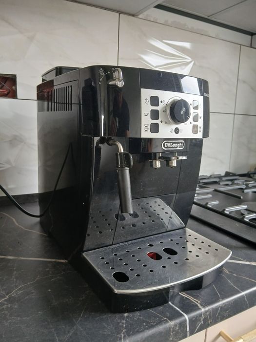 Espressor automat De'Longhi Magnifica S – Stare perfectă