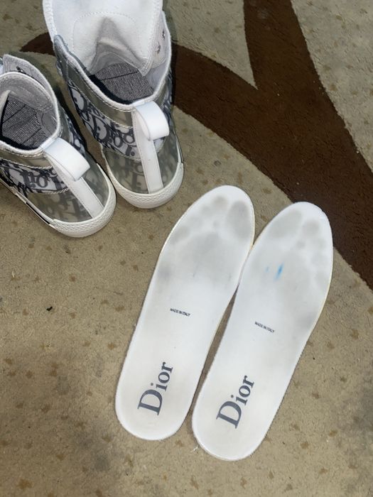 Vand papuci dior B23 marimea 42