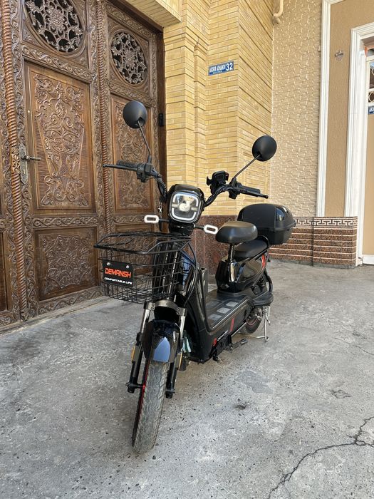 Demansh 16 razmer sotiladi