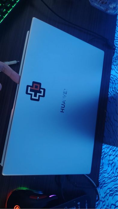 Laptop Huawei Matebook d15
