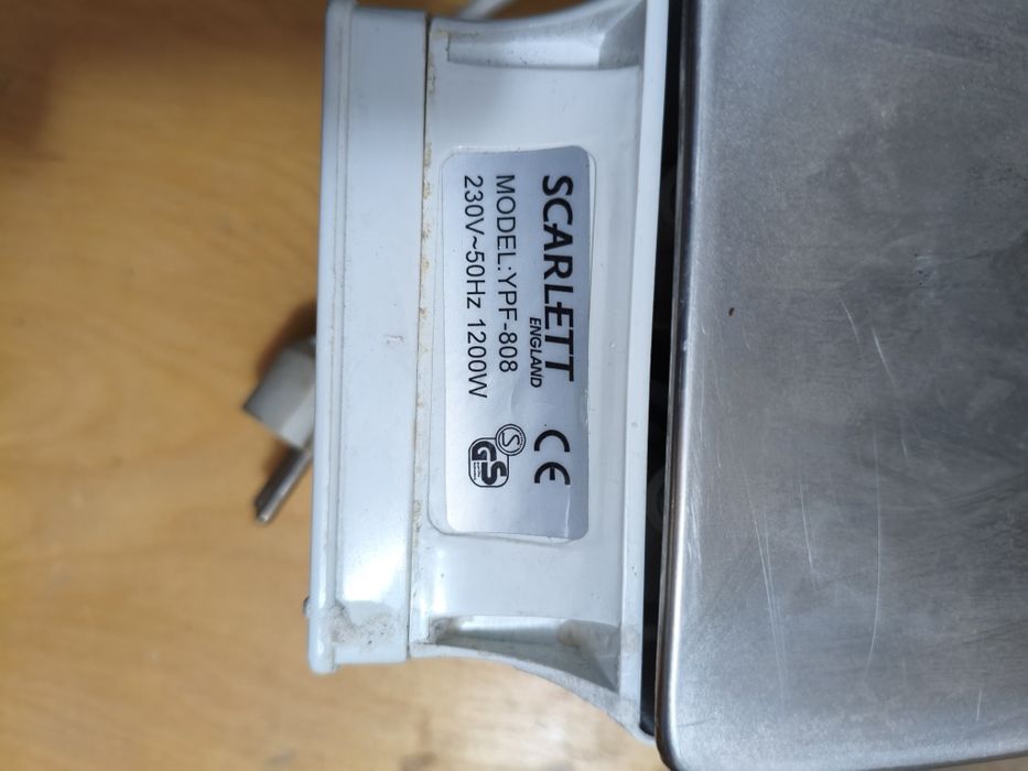 Утюг  SCARLETT, производства Китай