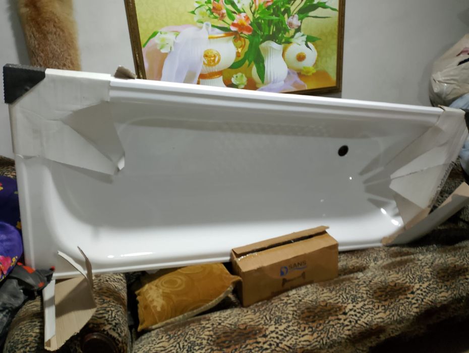 Продаю ванну новою