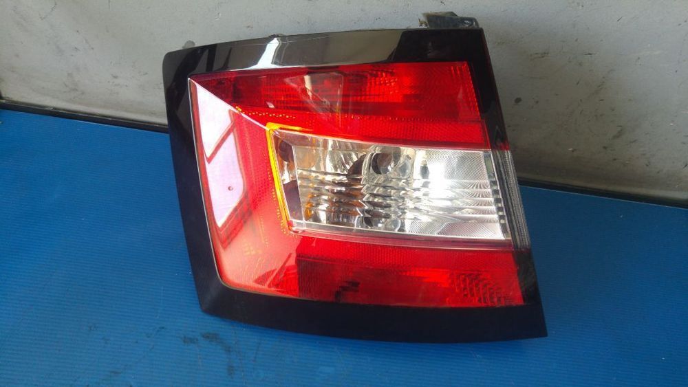 stop tripla stanga skoda fabia 3 hatchback 6v6945095