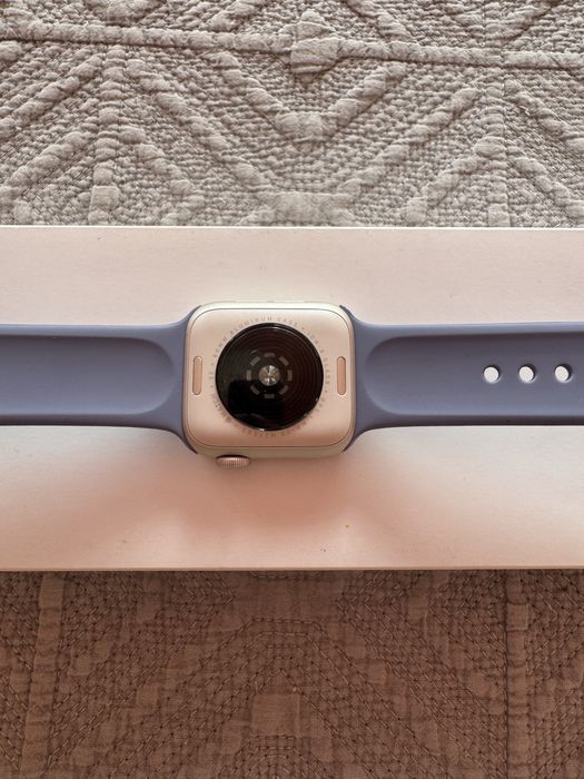 apple watch SE (gen2) 40mm