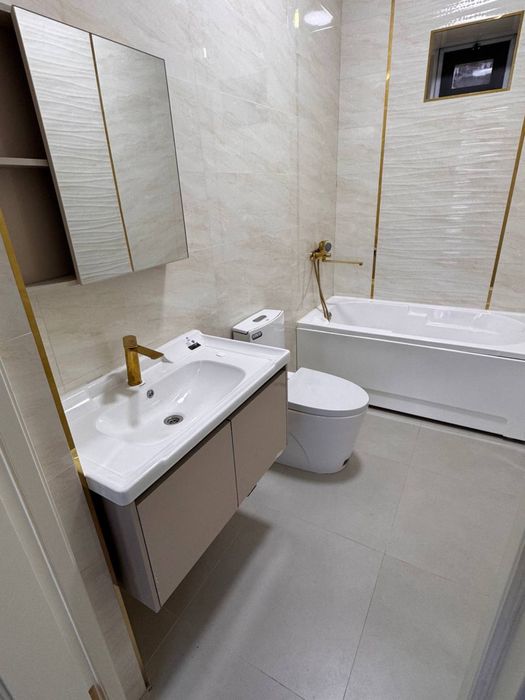 Уй сотилади.Уч кахрамон Айри ота махалласи