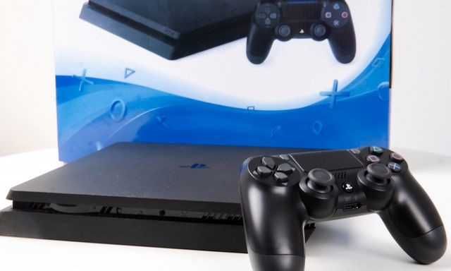 Игровая приставка Sony Playstation 4 PS4 Slim