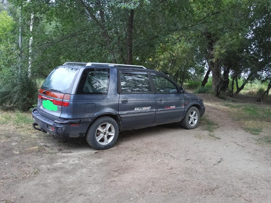 Продам Mitsubishi Space Wagon, 7-местный