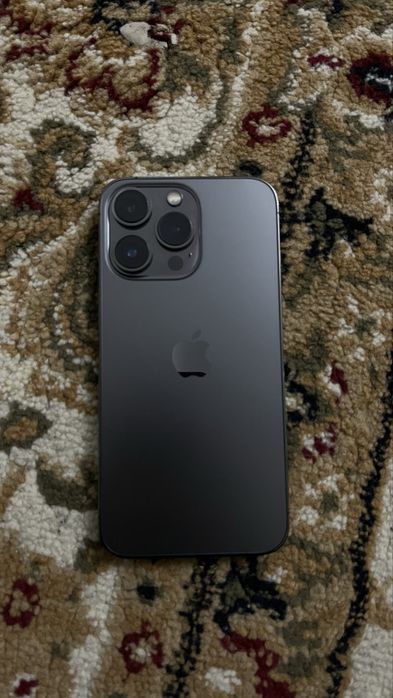 Айфон 13 про с гарантией