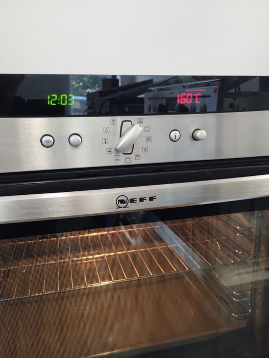 Фурна NEFF Slide & Hide потъваща врата