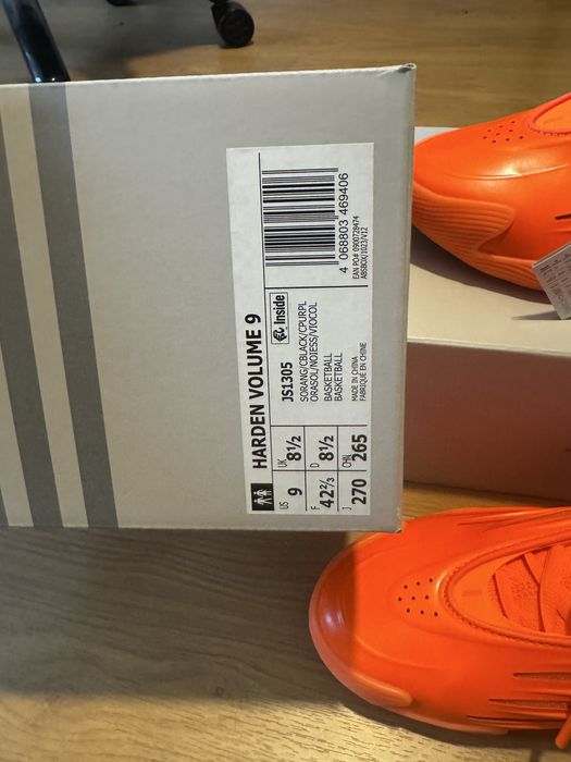 Adidas Harden Volume 9 marime 42 2/3