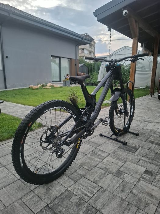 Продавам колело Canyon Sender CF 8.0