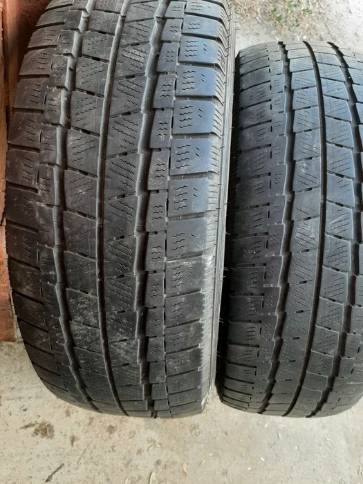 Продам шины 215/65/15 фалькен