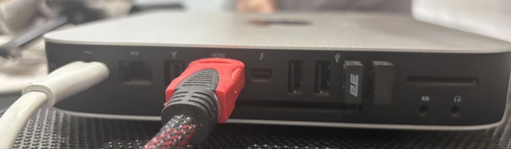 Срочно ! Mac mini 2012 Apple