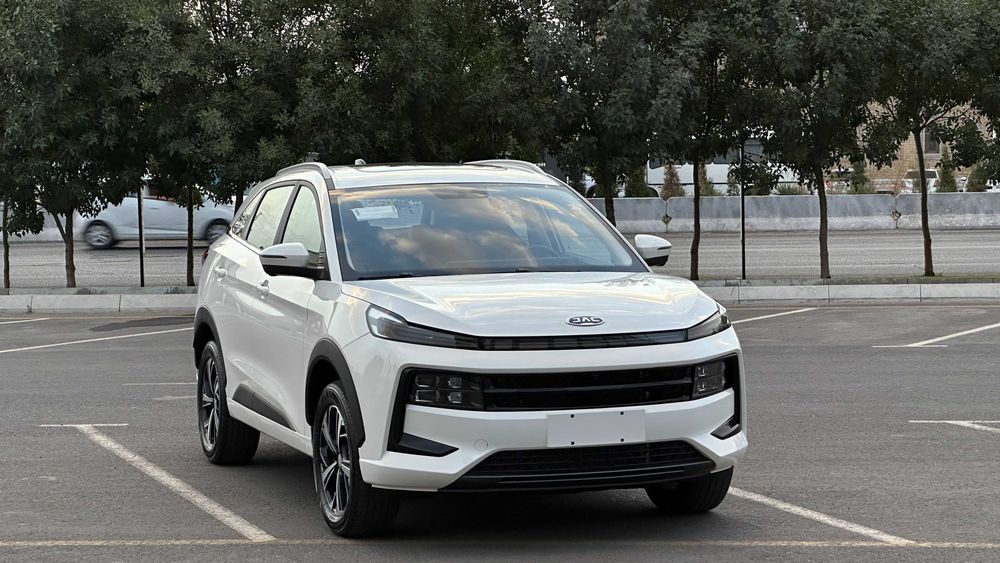 JAC JS6 1kunda 0 prabeg 3 yil kafolat