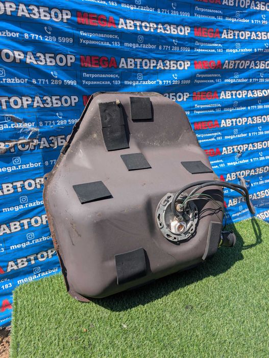 Топливный бак на Ауди С4 / Audi C4