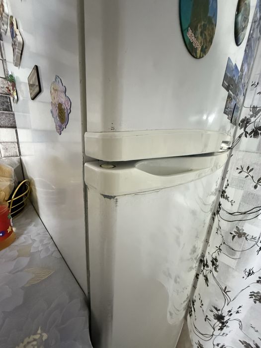 Продам б/у холодильник в хорошем рабочем состонии