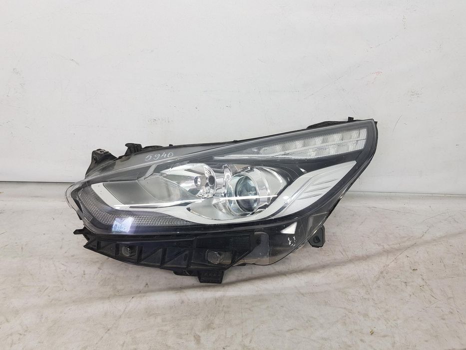 Far stanga halogen + led Ford S MAX dupa 2015