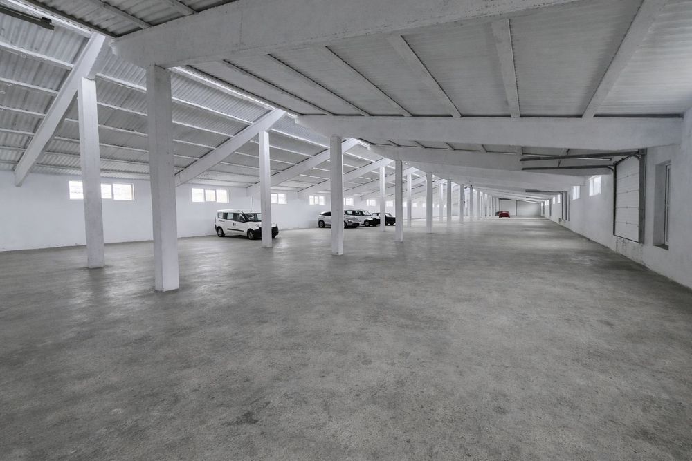 HALĂ POSTA CÂLNĂU | 1200 mp | acces TIR | utilitati | 4000 RON