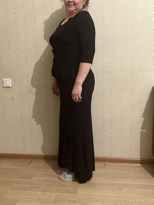 Продам все платья дешево