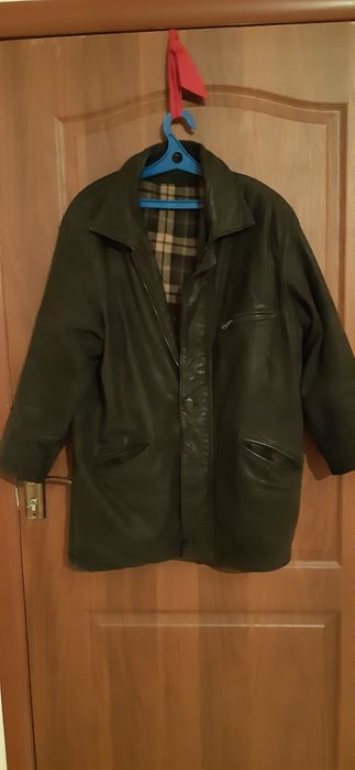 Продам куртку кожаная мужское