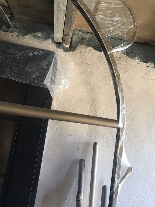 Киім ілгіш сатамын