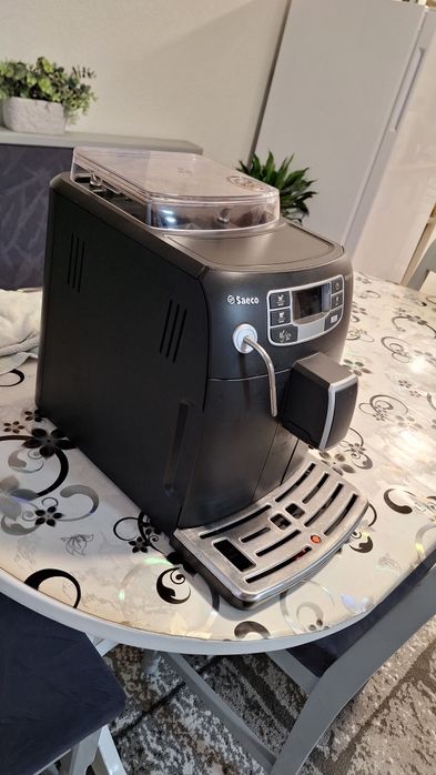 Кафе машина SAECO