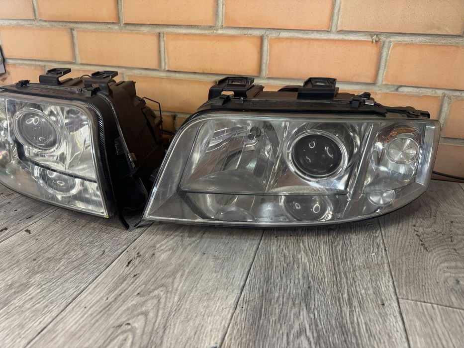 Фары Ауди А6С5 оригинал