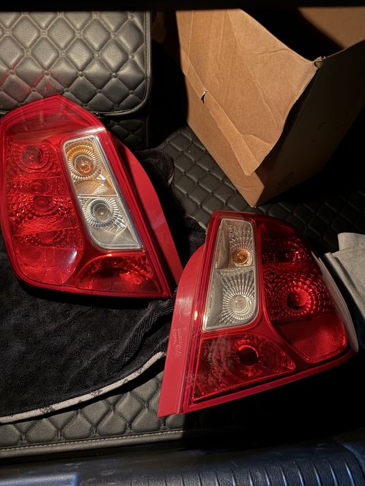 Продаю Задние фары жентры