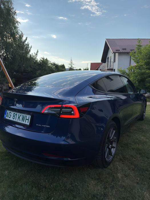 Tesla Model 3 DualMotor LongRange AWD