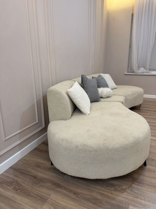 Диван  не раскладной