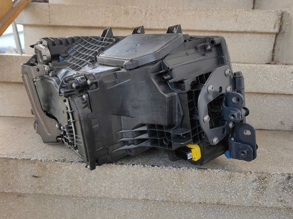 Фар Scania R/S LED ляв / Фар Сканиа / Фар Scania Оригинален