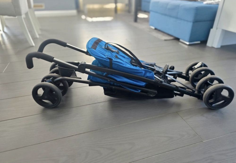Carucior Joie ultra compact