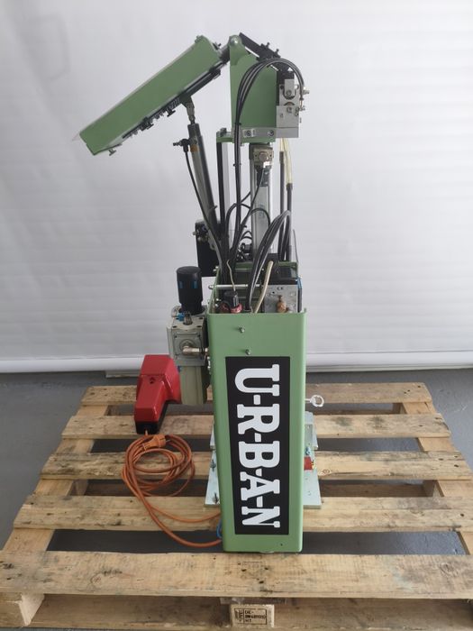 Двуглава автоматична винтонавивна машина URBAN DS 4000E-Германия