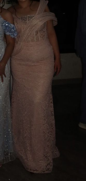 вечерние платья.