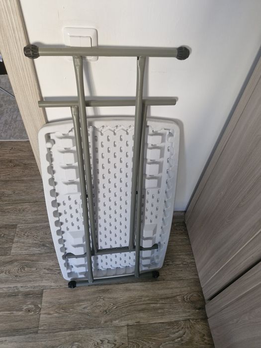 Продам складной столик