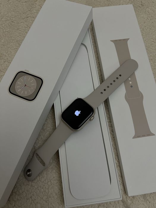 Apple Watch Series 8, 41 мм