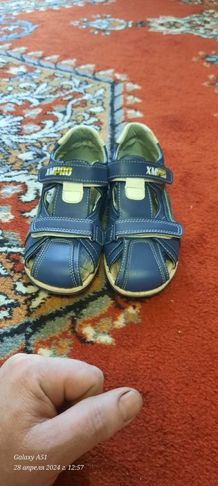 Детские сандалии