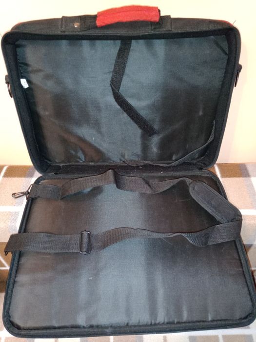 Servietă laptop de mînă și umăr dim.47/35 ext. 46/34 int.