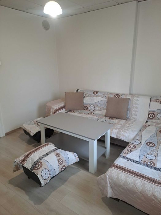 Дава се под наем Двустаен апартамент в София, Център - 75 кв.м за 600 € - Снимка #1