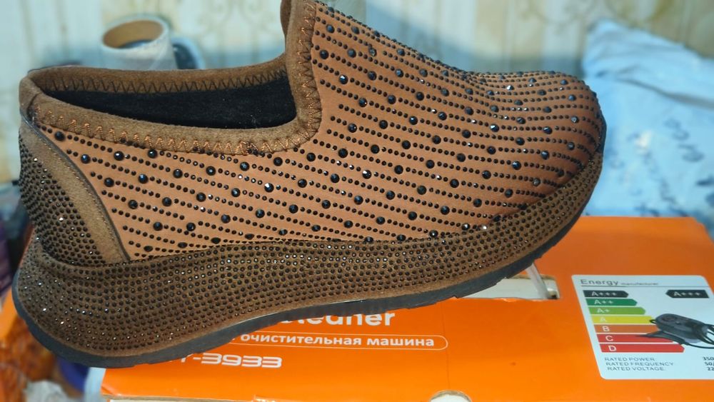 Продам обувь новая