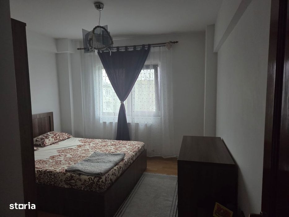 3 camere Trivale , Decomandat / Centrală , mobilat / utilat