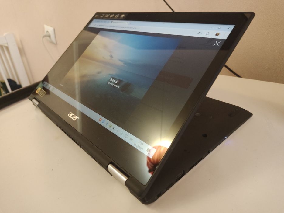 Ноутбук Acer Spin 3 SP3