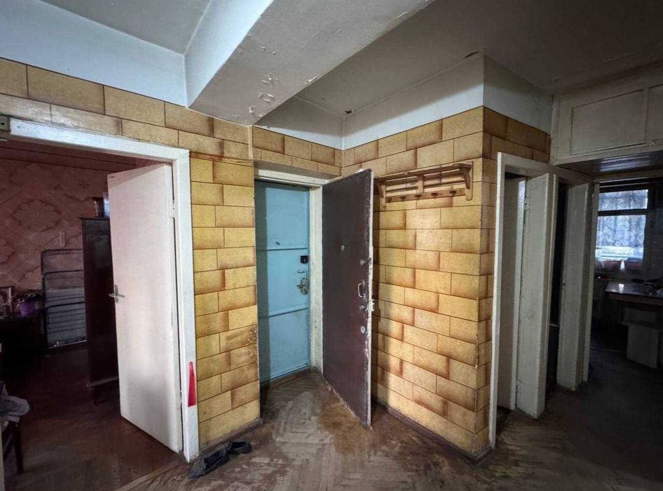 Срочно! Квартира на Ц6 4/3/4 общ пл 86м 2 ,балкона 2*6